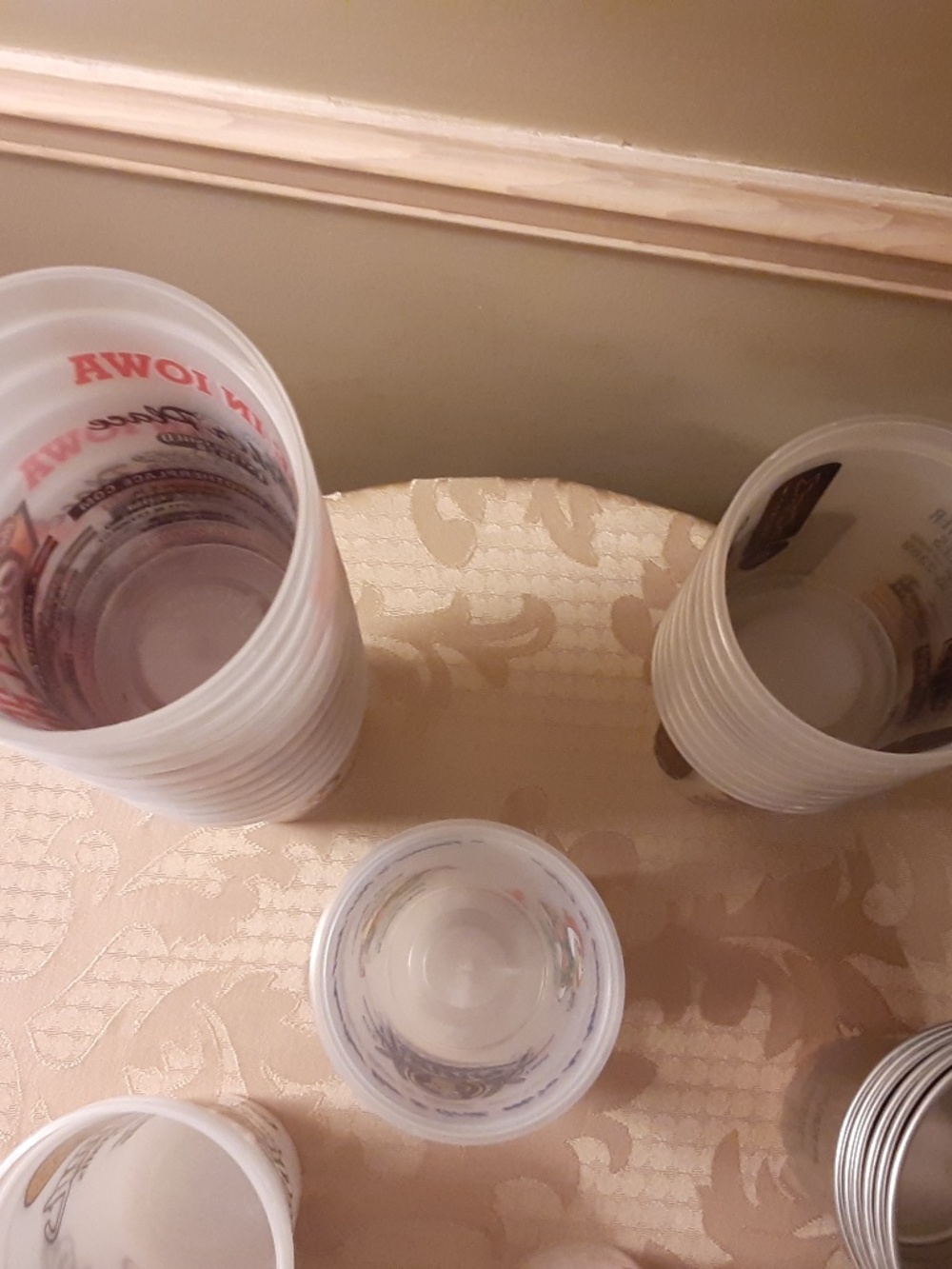 33 To-Go Cups - Picture 5 of 5